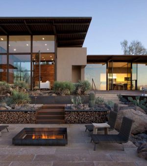 Outdoor living paving - mylusciouslife - modern style with fire pit.jpg